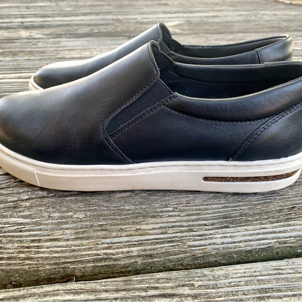 Birkenstock Oswego black leather slide-ons